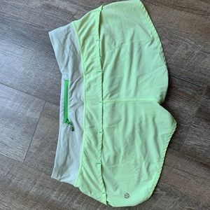 Lulu Lemon run times shorts 2.5”